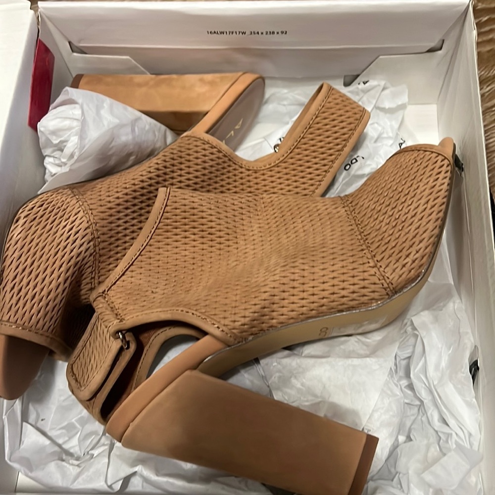 HOST PICK 🤩 BRAND NEW - Aldo Dirassa, brand-new, never used, size US 8.5